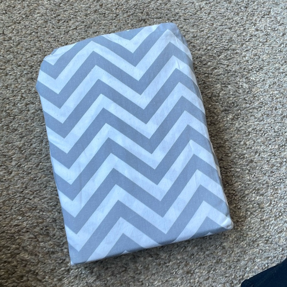 Gray and white Circo chevron crib sheet never used